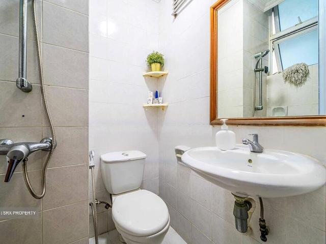 Apartment for sale in Ulu Pandan