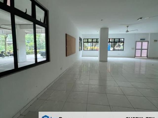 Shop for rent in Bukit Ledang, Johor