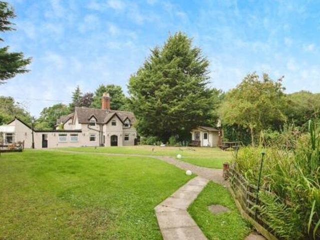 House for sale in Alderminster, Warwickshire