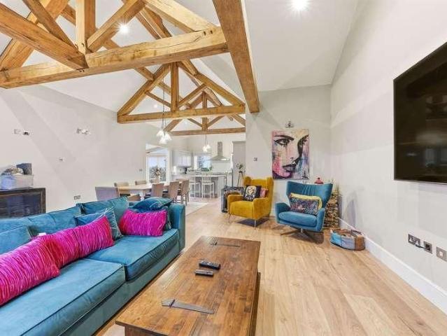 House for rent in Oulton, West Yorkshire