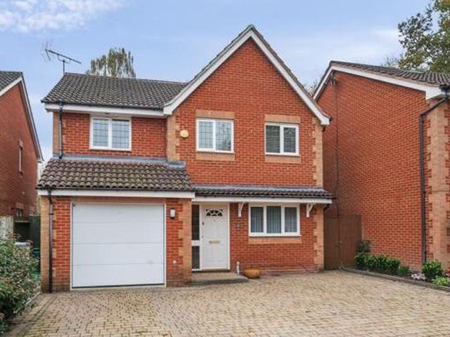 House for sale in Tadley, Basingstoke and Deane