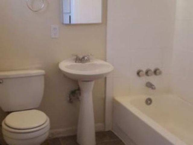 Apartment for rent in Fullerton, California
