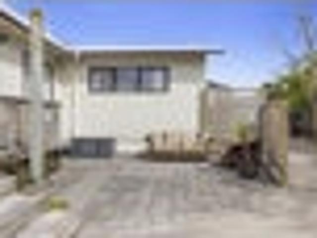 House for sale in Paraparaumu Beach, Paraparaumu