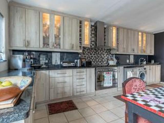 House for sale in Bellville, Western Cape