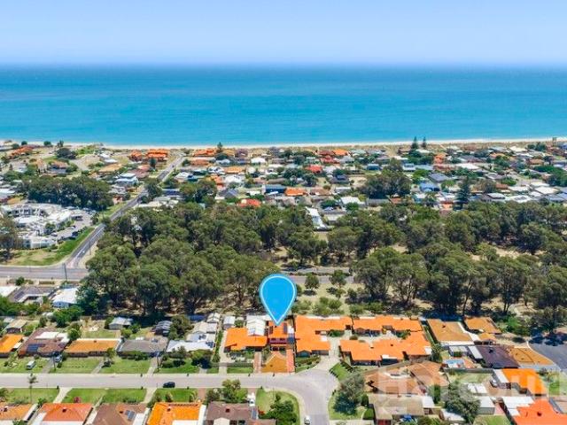 Duplex for sale in Mandurah, Western Australia