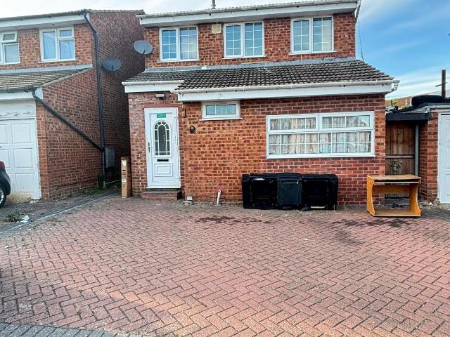 House for rent in Farley Hill, Luton