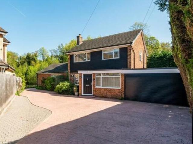 House for sale in Beaconsfield, Penn Bottom