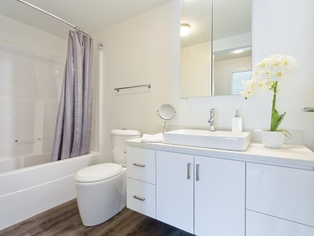 Apartment for rent in Richmond West, Winnipeg
