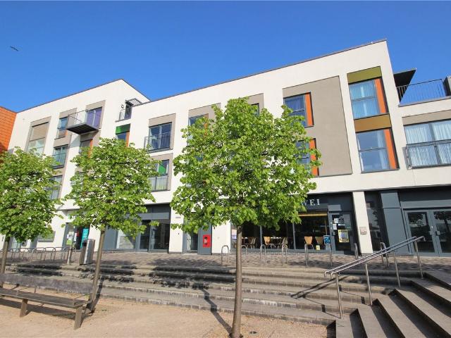Apartment for rent in Stoke Park, Cheswick