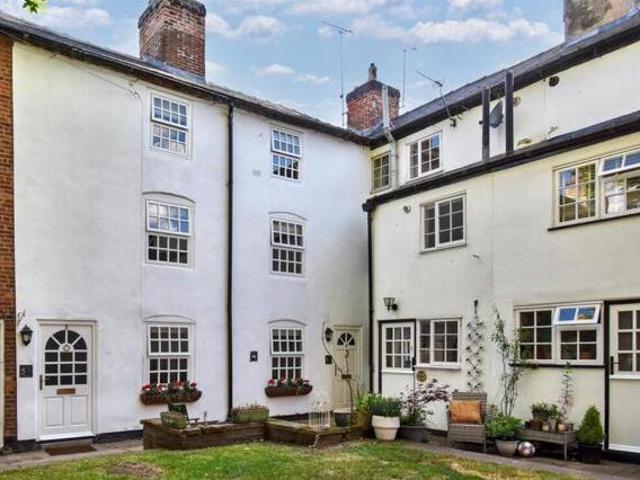 House for sale in East Midlands