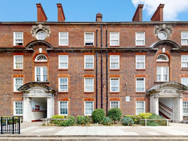 Apartment for rent in Peabody Hammersmith Estate, Greater London