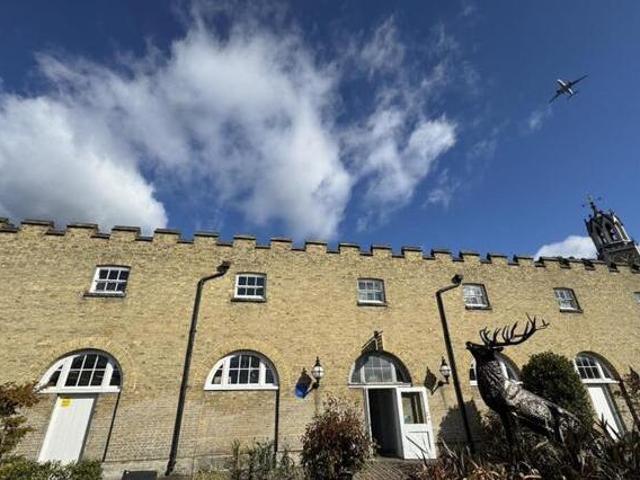 House for rent in Brentford End, Greater London