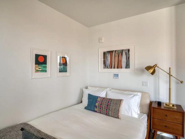 Apartment for rent in Santa Monica, California
