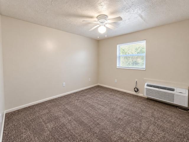Apartment for rent in Auburndale, Louisville
