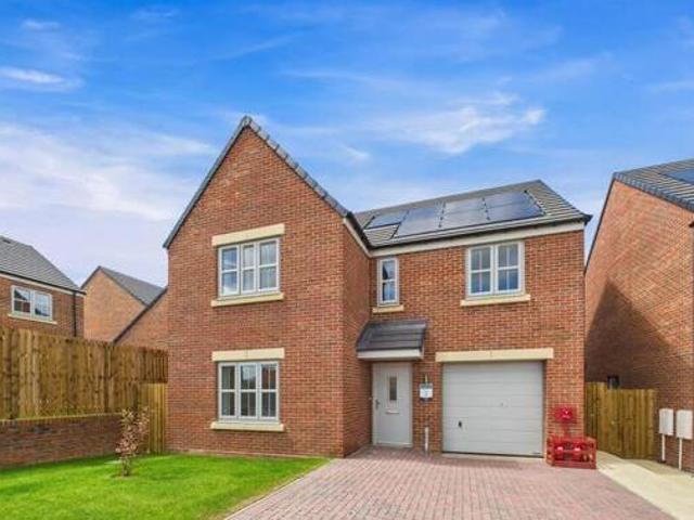House for sale in Alnwick, Northumberland