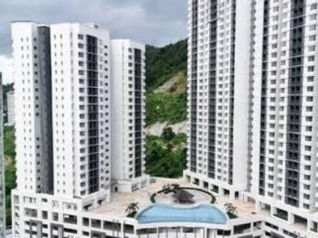 Serviced Residence for sale in Ayer Itam, George Town
