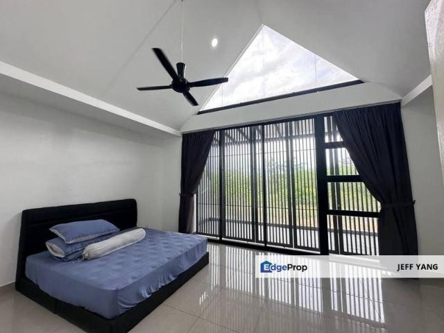 House for sale in The Straits View Residences, Kampung Senibong