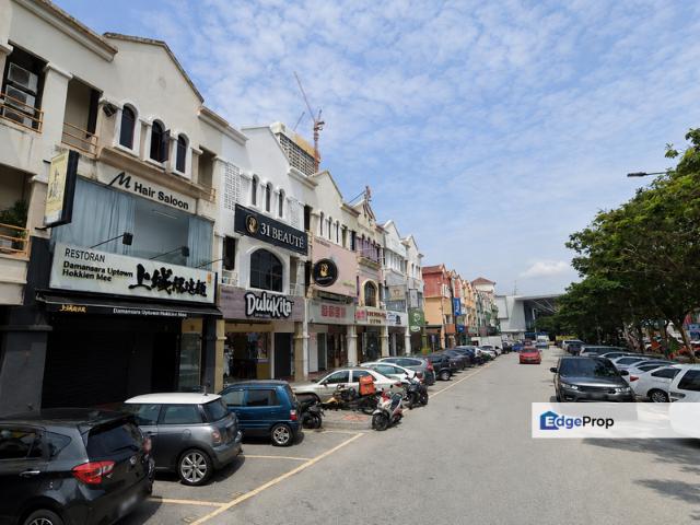Shop for rent in Petaling, Damansara Damai