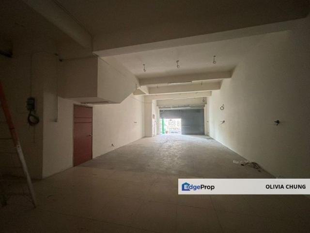 Shop for rent in Petaling, Damansara Damai