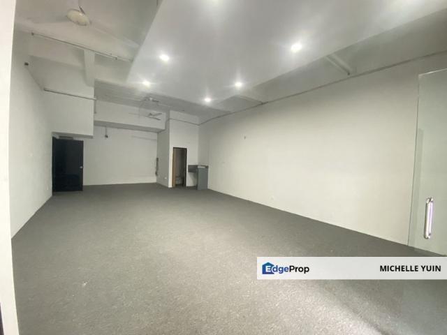 Shop for sale in Petaling, Damansara Damai