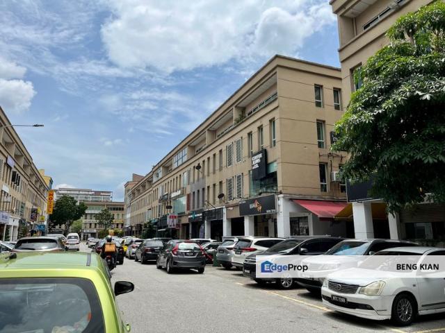 Shop for rent in Petaling, Damansara Damai