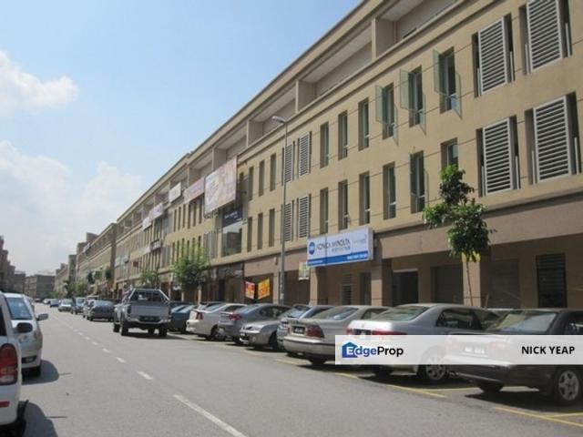 Shop for sale in Petaling, Damansara Damai