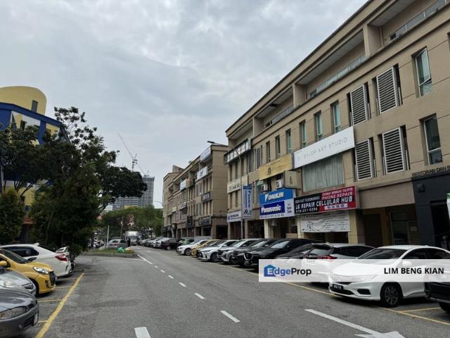 Shop for sale in Petaling, Damansara Damai