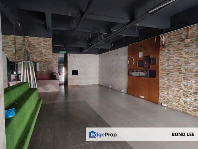 Shop for rent in Petaling, Damansara Damai