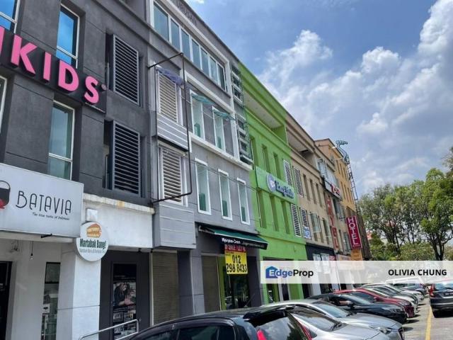 Shop for sale in Petaling, Damansara Damai