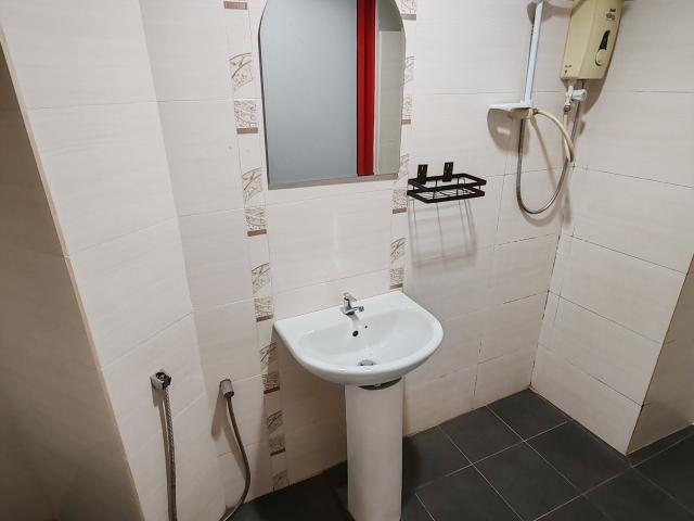 Room for rent in Petaling, Damansara Damai