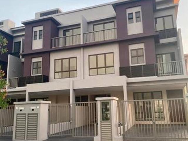 Townhouse for sale in Kajang, Langat