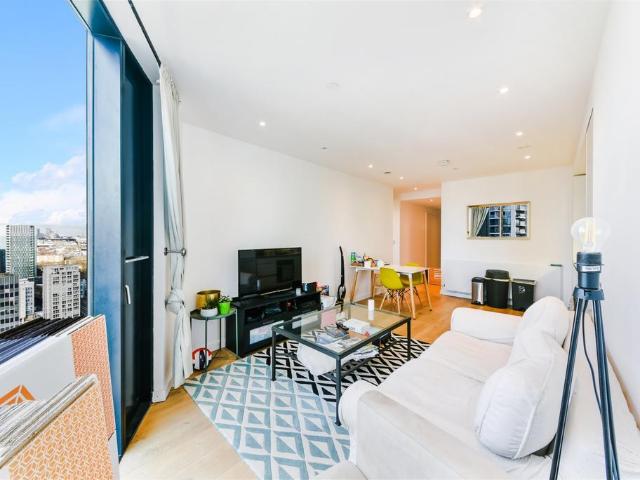 House for rent in Elephant and Castle, Greater London