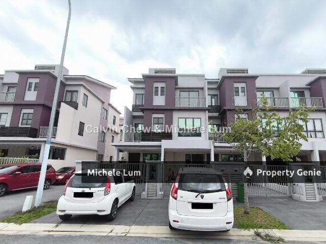 Townhouse for rent in Kajang, Langat