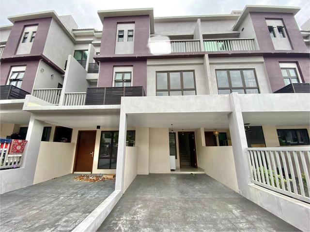 Townhouse for sale in Kajang, Langat