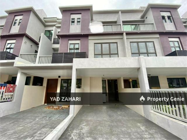 Townhouse for sale in Kajang, Langat