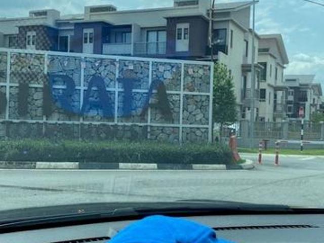 Townhouse for rent in Kajang, Langat