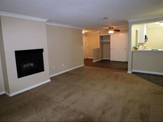 Apartment for rent in Fullerton, California