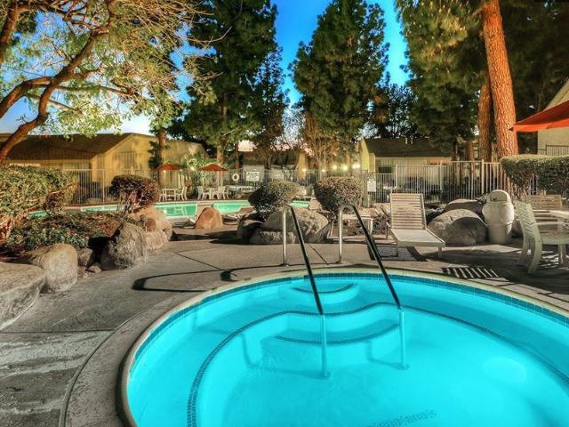 Apartment for rent in Fullerton, California