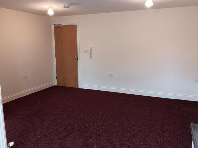 Room for rent in Weeley, Dale Hill