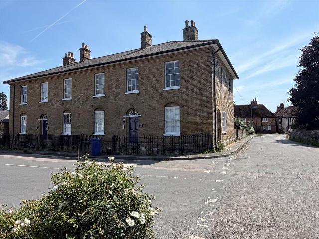 Apartment for rent in Oad Street, Kent