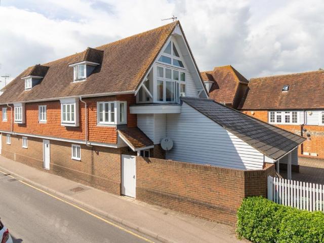 Apartment for rent in Hickmans Green, Swale