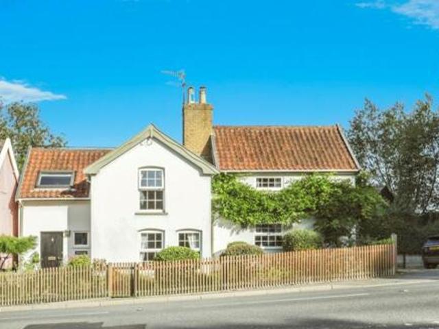 House for sale in Lyons, Greater London