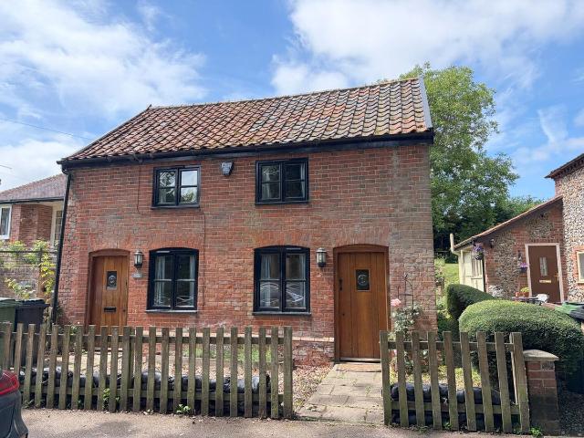 House for rent in Burgh St Peter, Norfolk