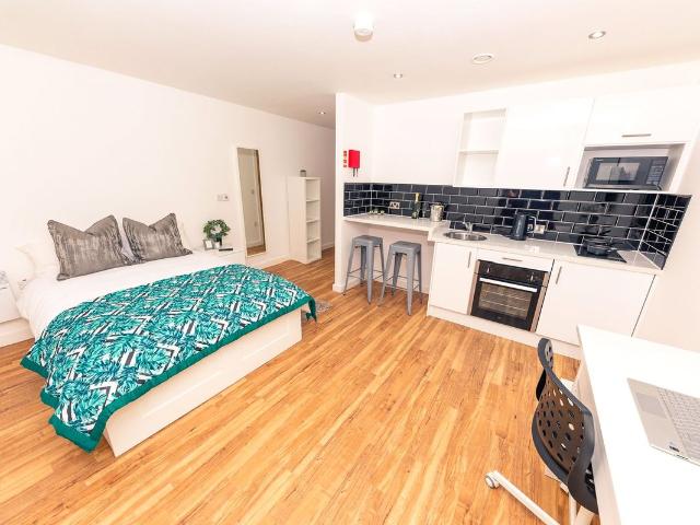 Studio for rent in Baltic Triangle, Calderstones