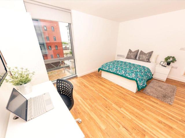 Studio for rent in Baltic Triangle, Calderstones