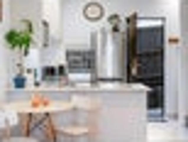 Townhouse for sale in New Lynn
