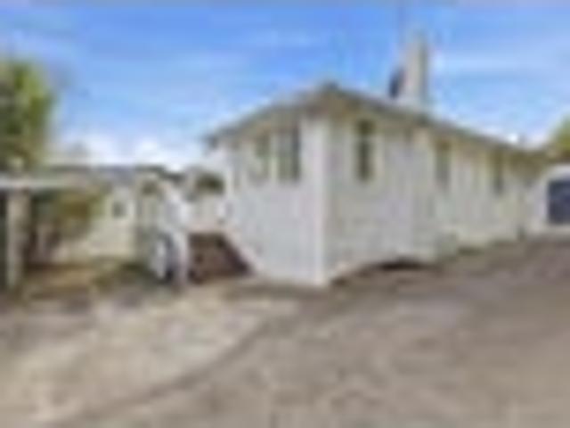 House for sale in Green Bay
