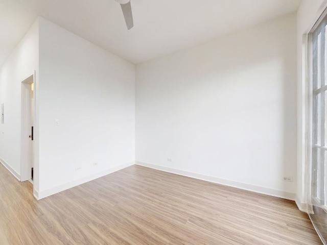 Apartment for rent in Chicago Park, Illinois