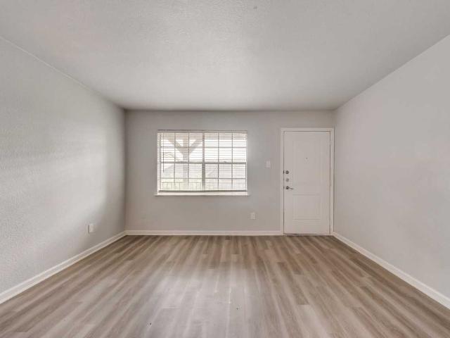 Apartment for rent in Vickery Meadows PID, Dallas