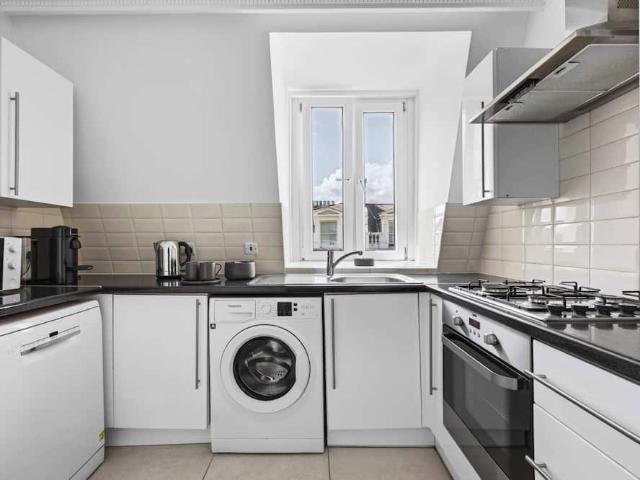 Apartment for rent in The Boltons, Greater London